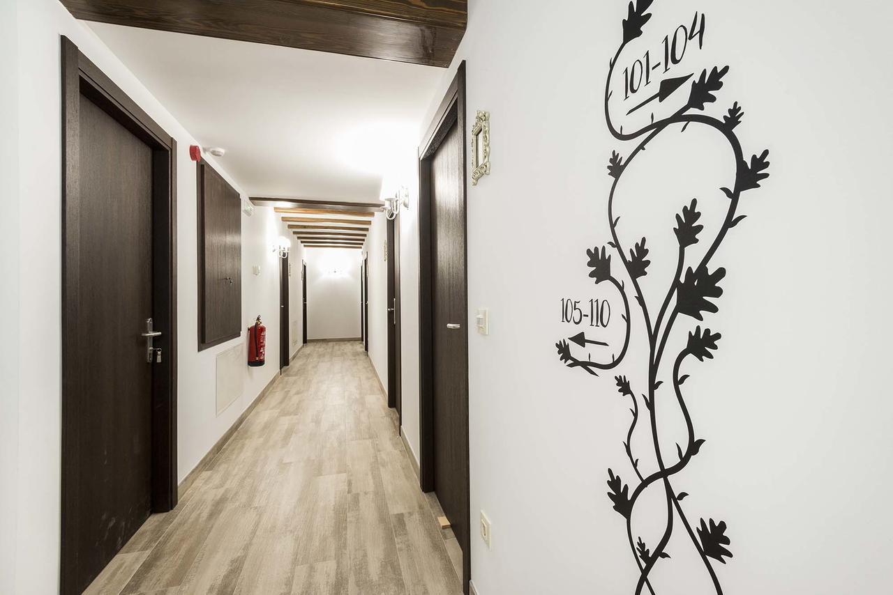Hotel Atiana อัลบาร์ราซิน ภายนอก รูปภาพ