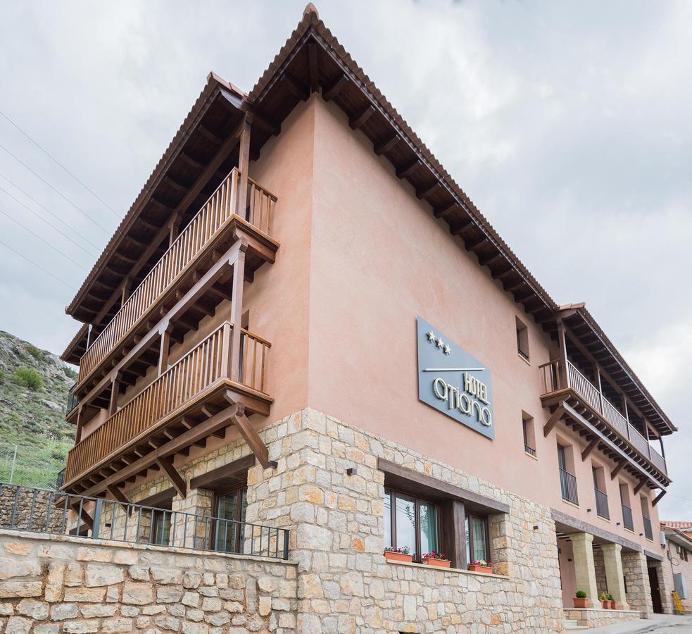 Hotel Atiana อัลบาร์ราซิน ภายนอก รูปภาพ